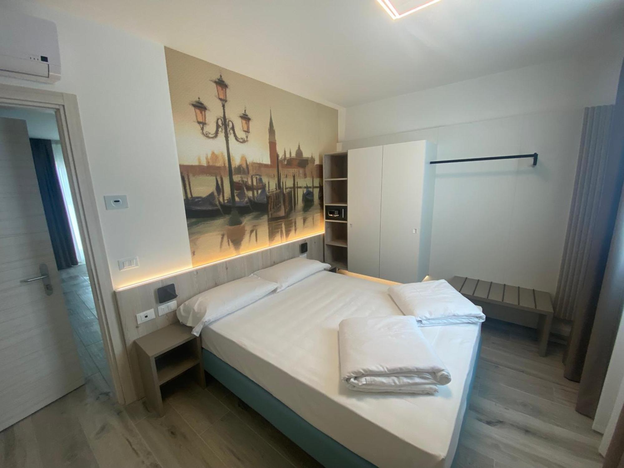 Bungalow Marina Caorle Bagian luar foto