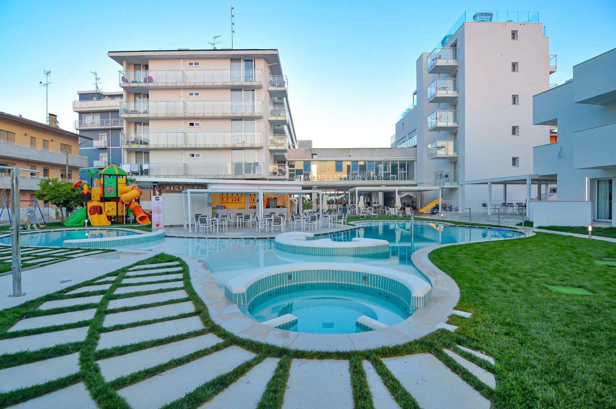 Bungalow Marina Caorle Bagian luar foto